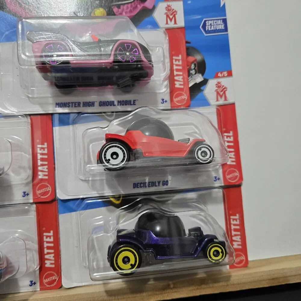Hot Wheels 2026 Mattel Mini Set Lot of 8 Barbie Quick Chat Magic 8 Ball Diecast